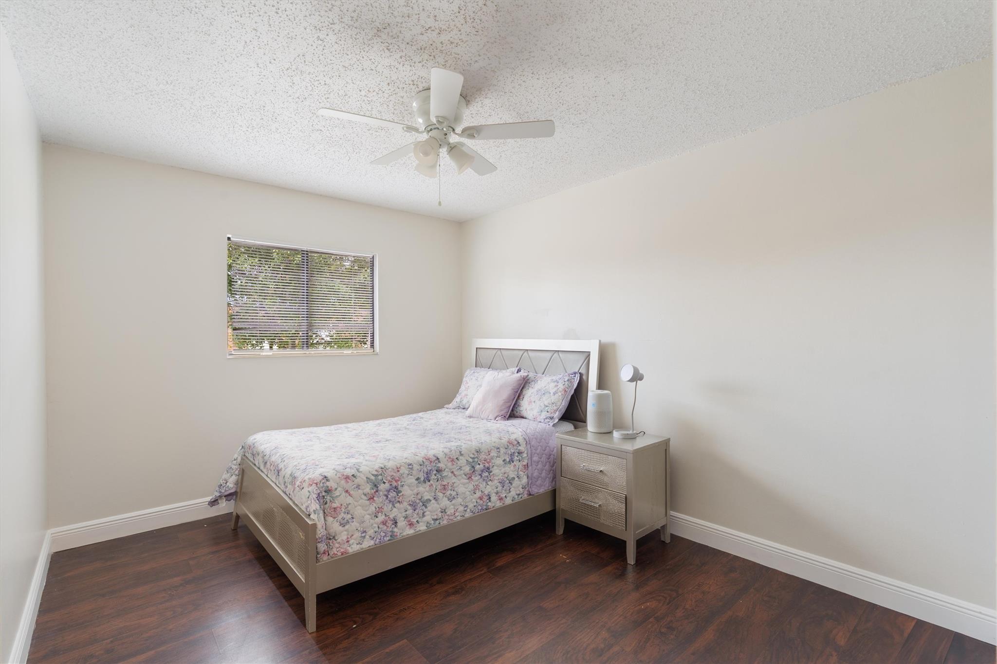 Le Clos - Residential