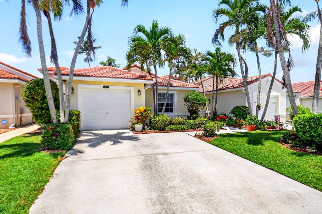 Photo of 7285 Burgess Drive, Lake Worth, FL 33467 (MLS # B26058804)