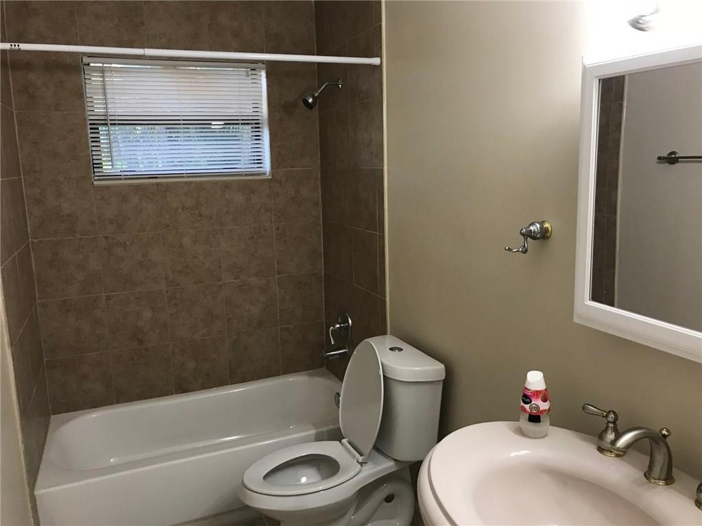 HOLLYWOOD HILLS - Residential Lease