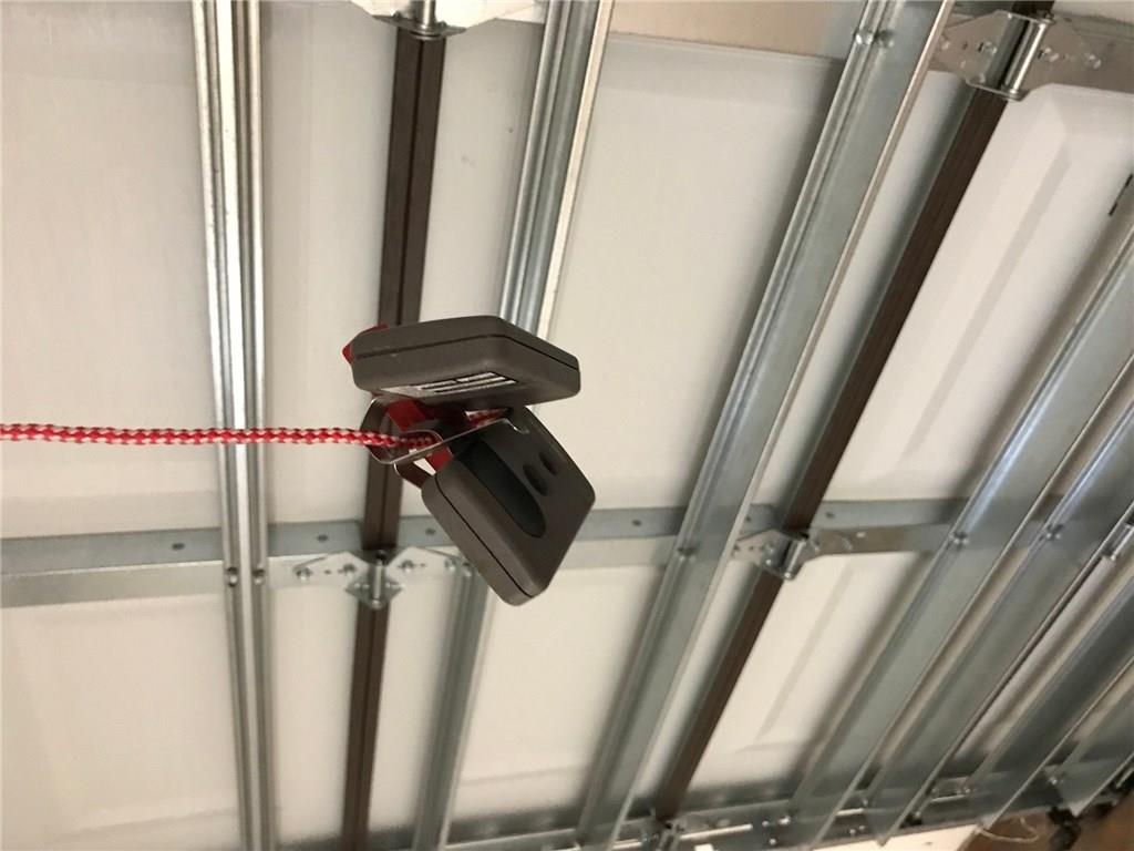 HOLLYWOOD HILLS - Residential Lease