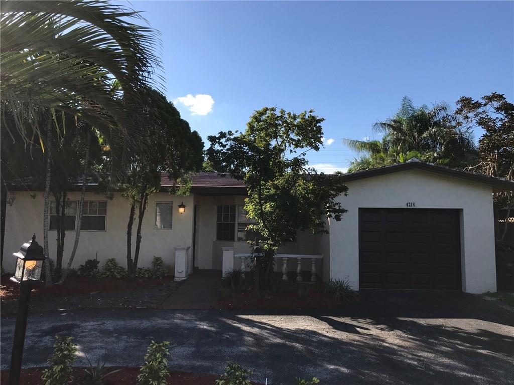 HOLLYWOOD HILLS - Residential Lease