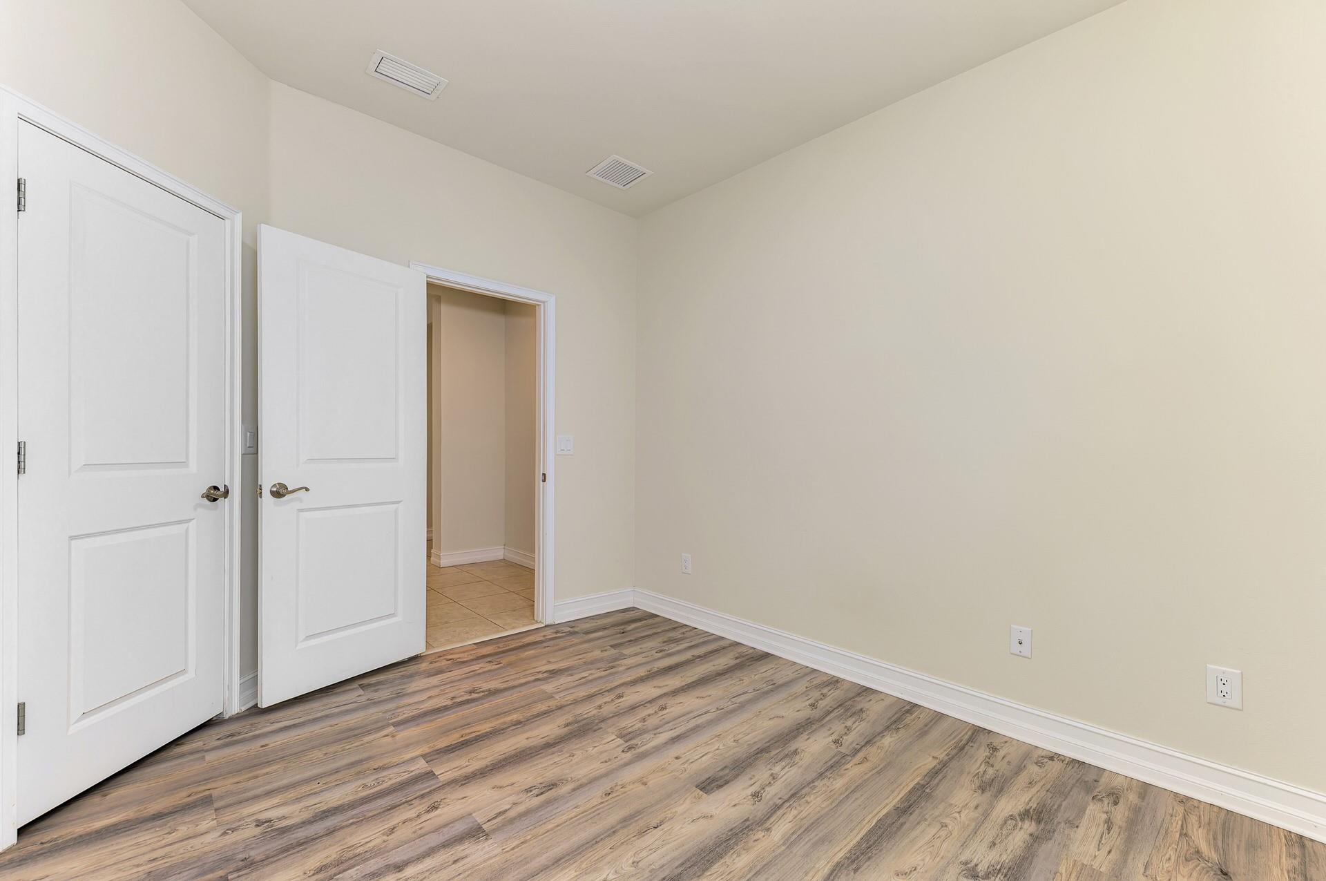 3200 - PALMS AT CASEY KEY - Residential Lease