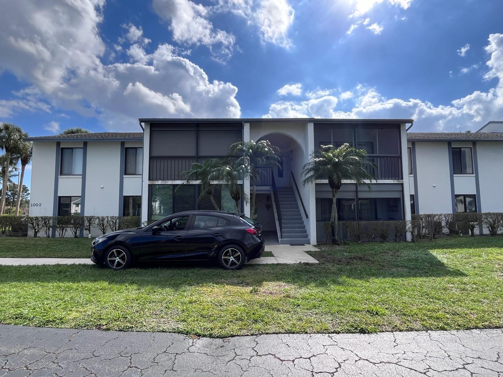 1002 Green Pine Boulevard F2