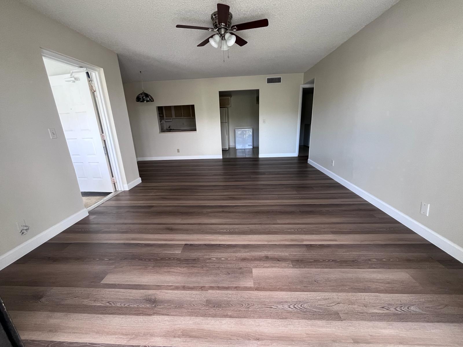 1002 Green Pine Boulevard F2