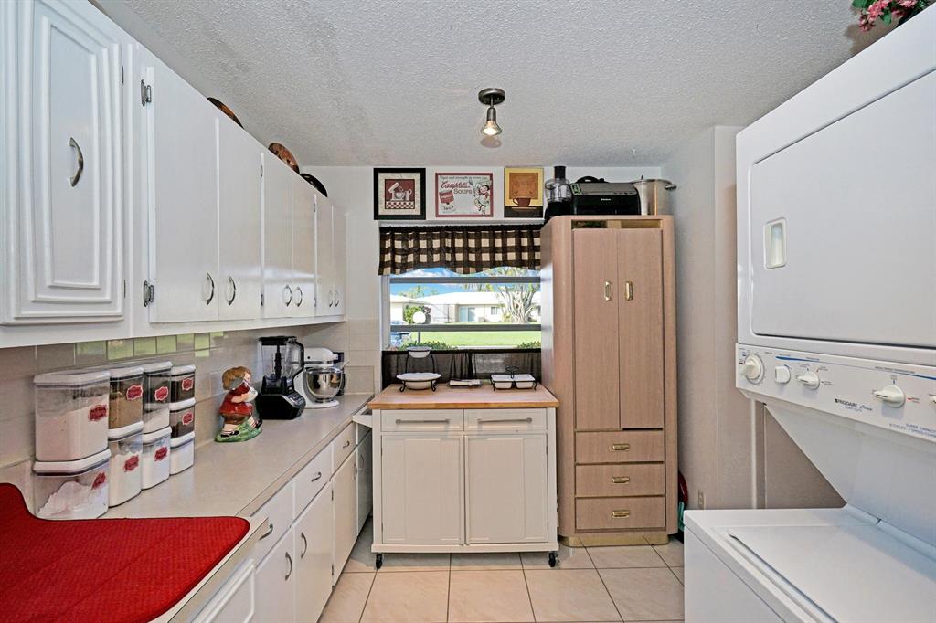 BOCA LAKES CONDO - Residential