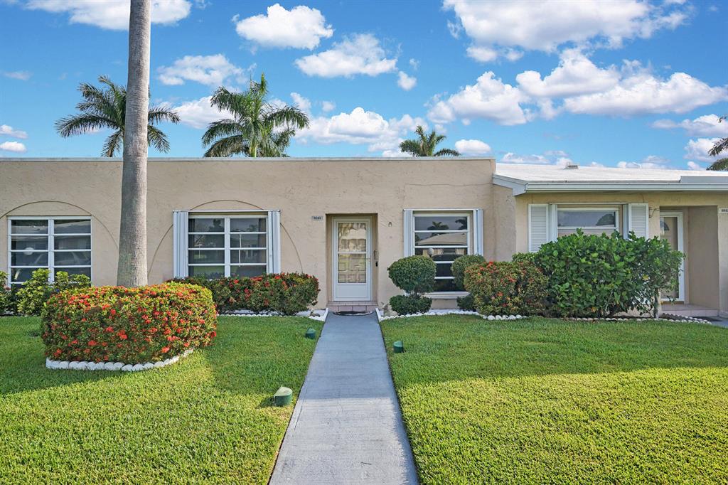 BOCA LAKES CONDO - Residential