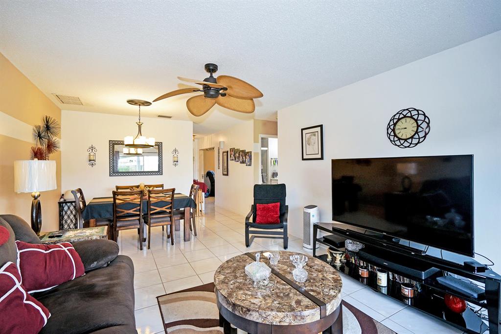 BOCA LAKES CONDO - Residential