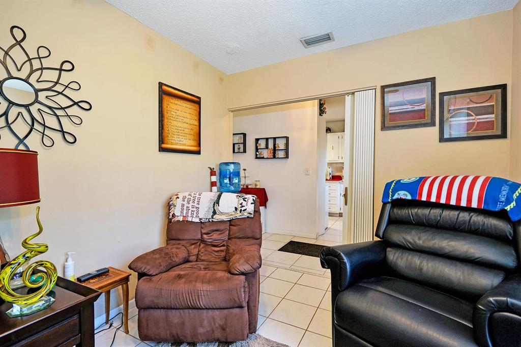 BOCA LAKES CONDO - Residential