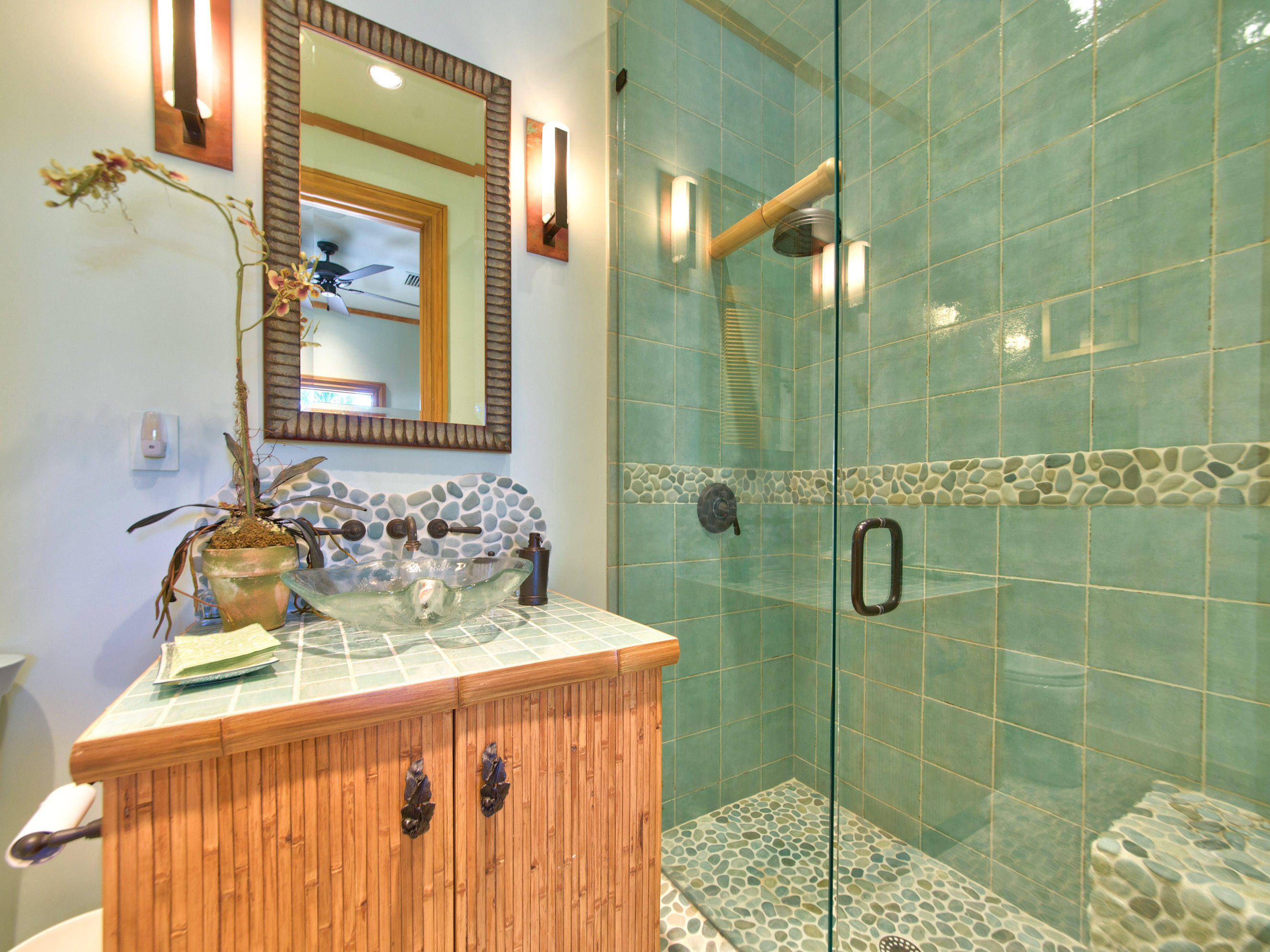 NORTH SHORE - Residential