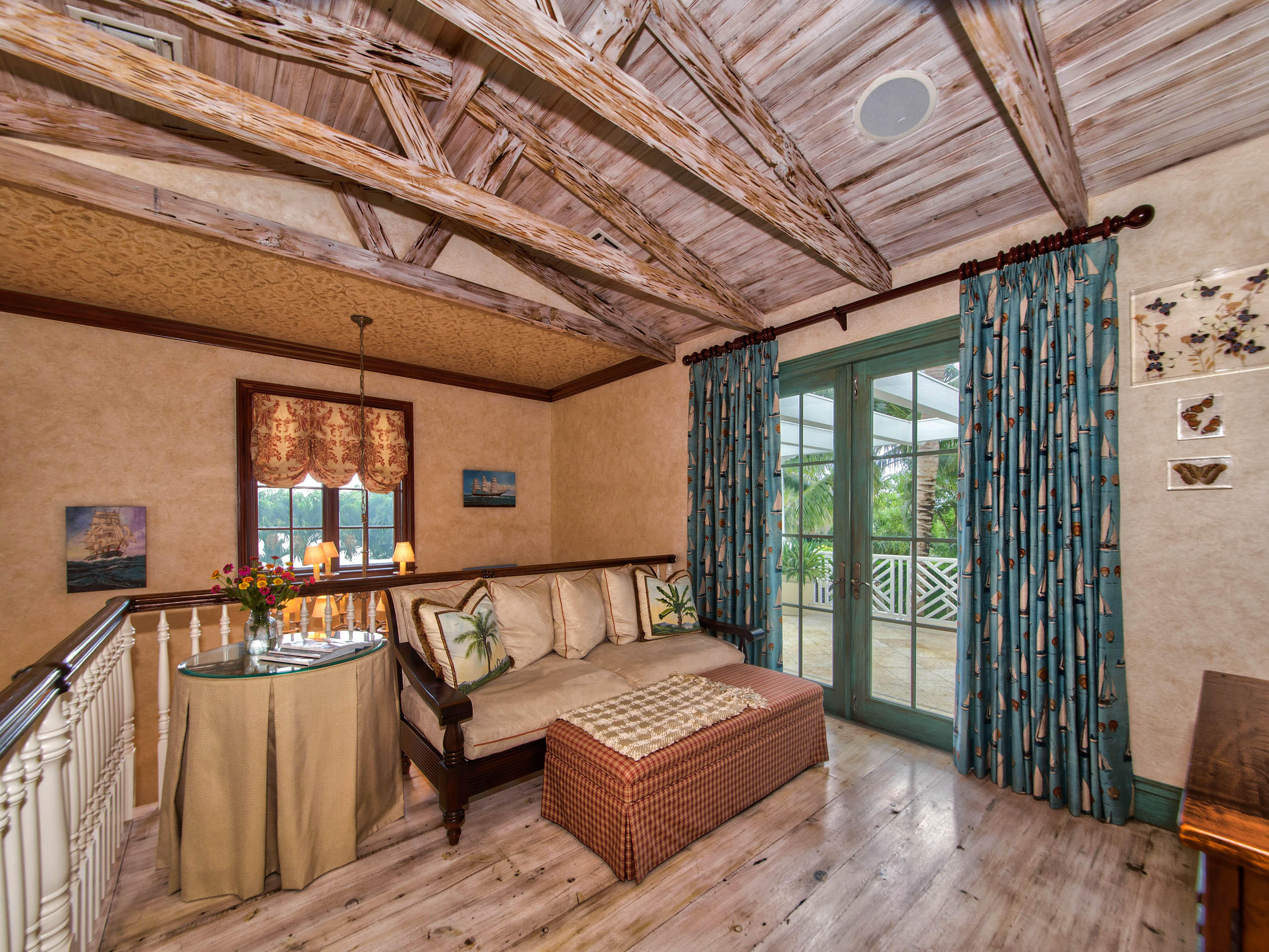 NORTH SHORE - Residential