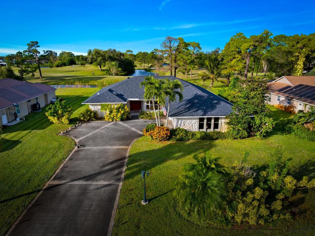 Photo of 4204 Redwood Drive, Fort Pierce, FL 34951 (MLS # R11140323)