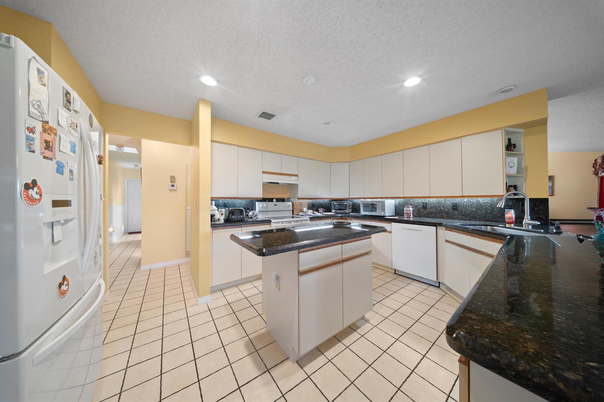 HOLIDAY PINES SUBDIVISION - Residential