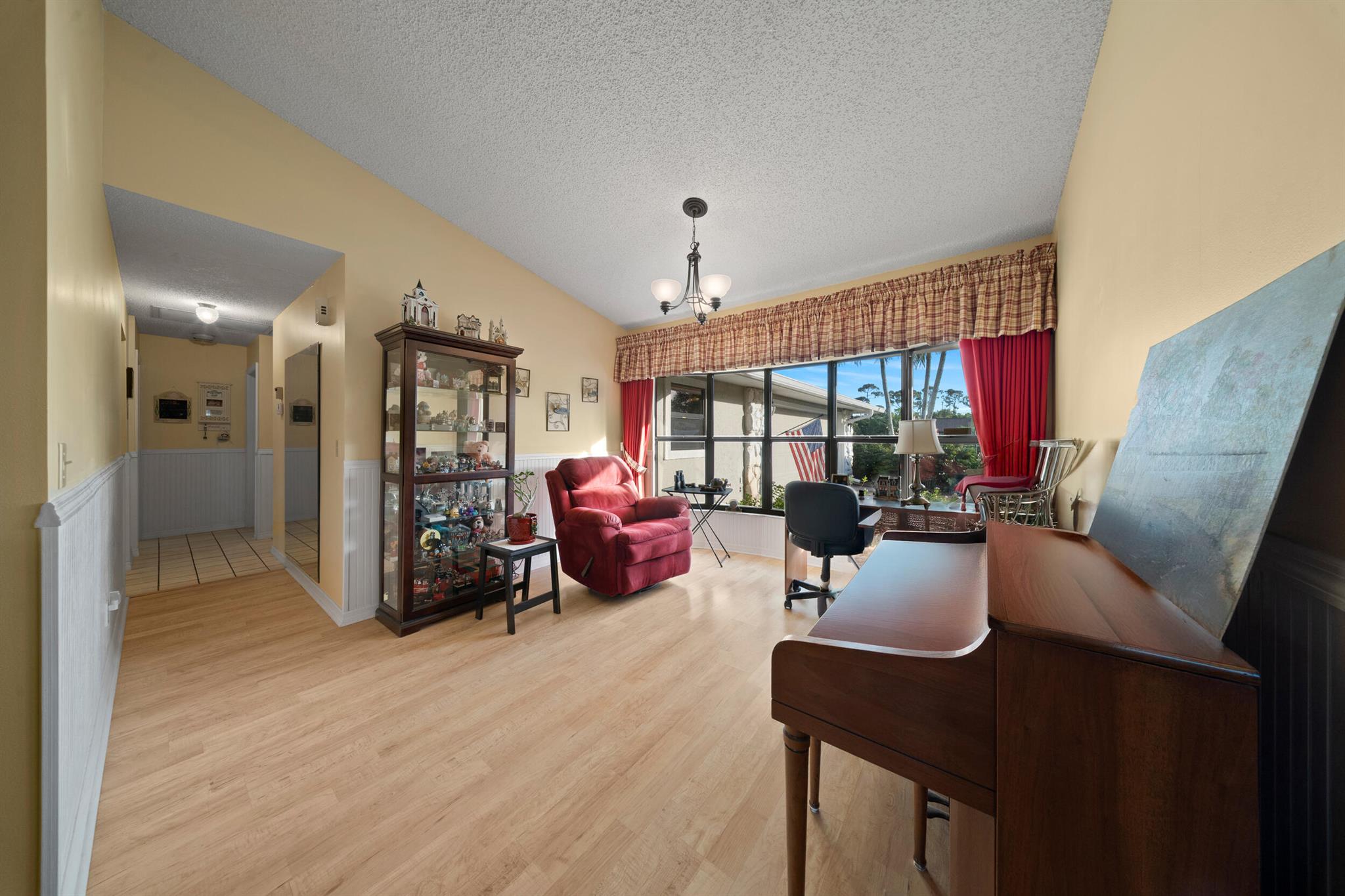 HOLIDAY PINES SUBDIVISION - Residential