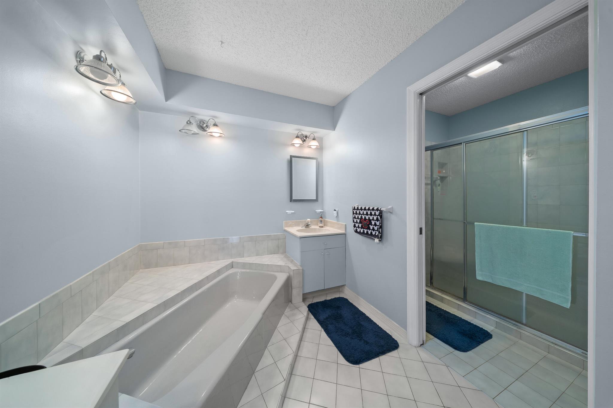 HOLIDAY PINES SUBDIVISION - Residential