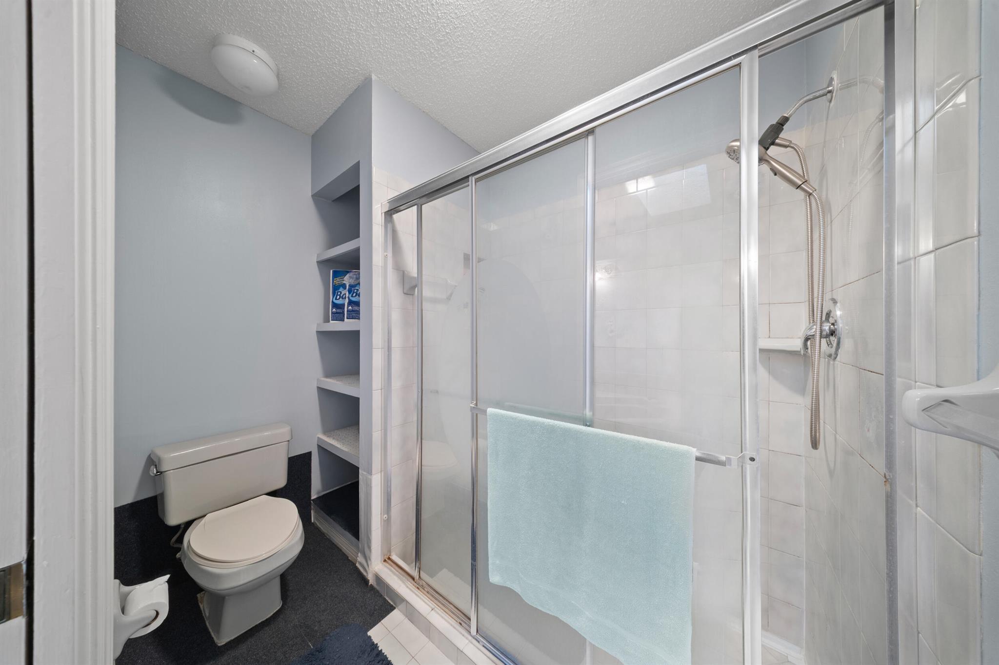 HOLIDAY PINES SUBDIVISION - Residential