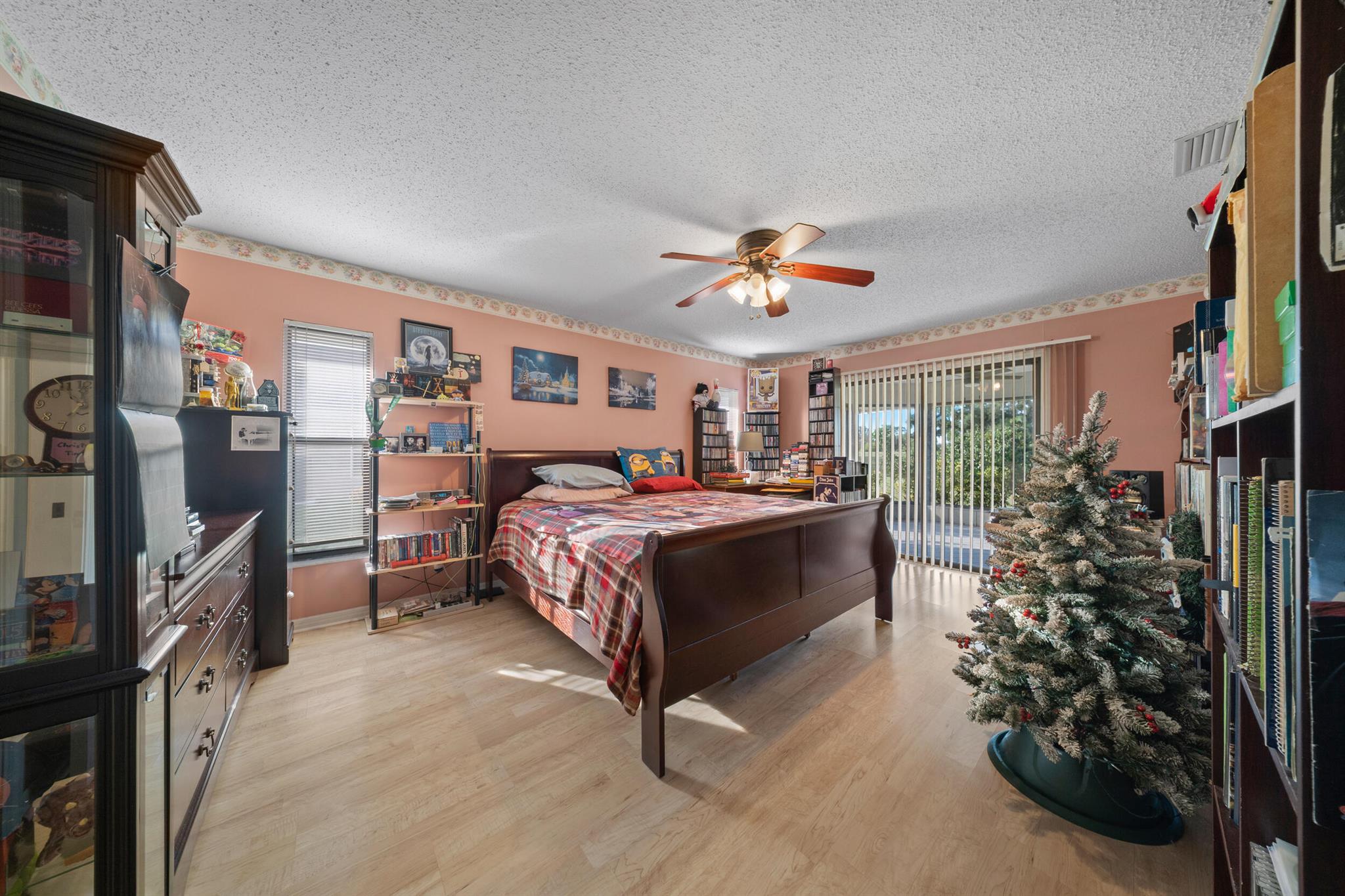 HOLIDAY PINES SUBDIVISION - Residential