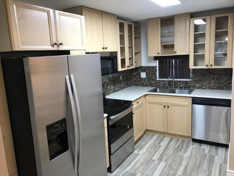 8960 S Hollybrook Blvd 204 Pembroke Pines FL 33025