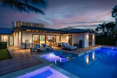 A home in Lauderdale By The Sea