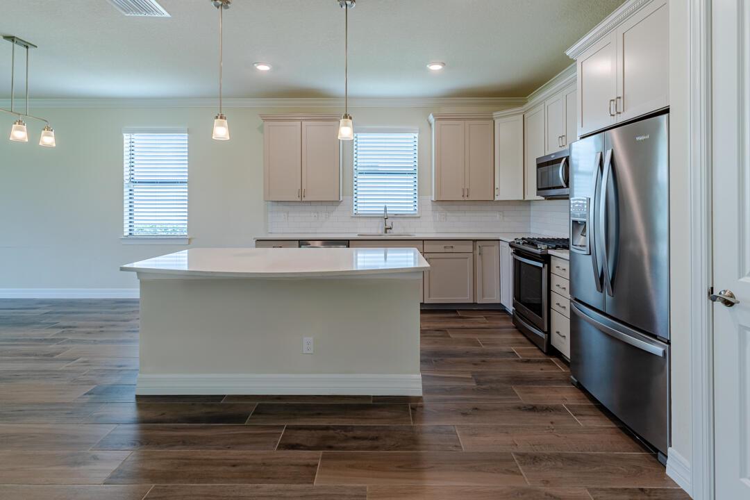 VERANDA GARDENS - Residential Lease