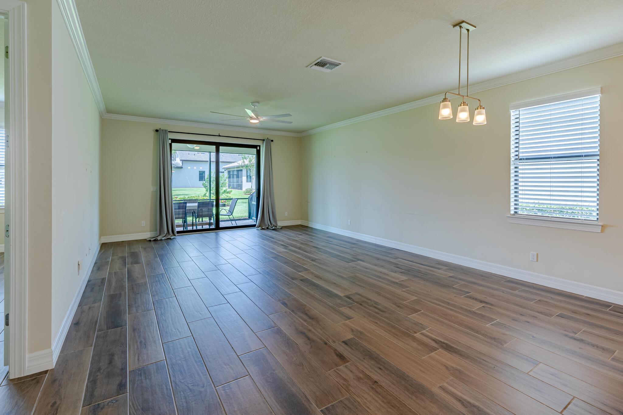 VERANDA GARDENS - Residential Lease