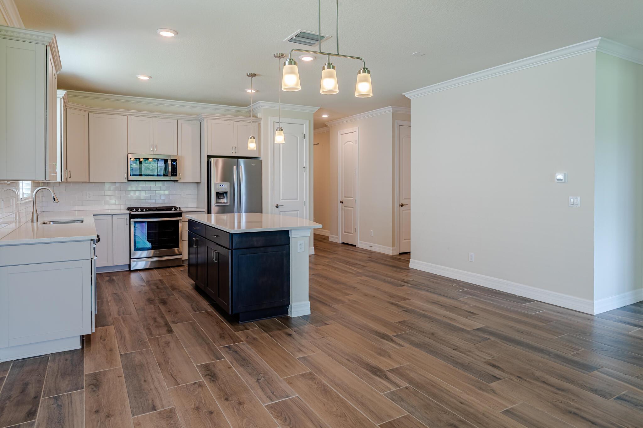 VERANDA GARDENS - Residential Lease