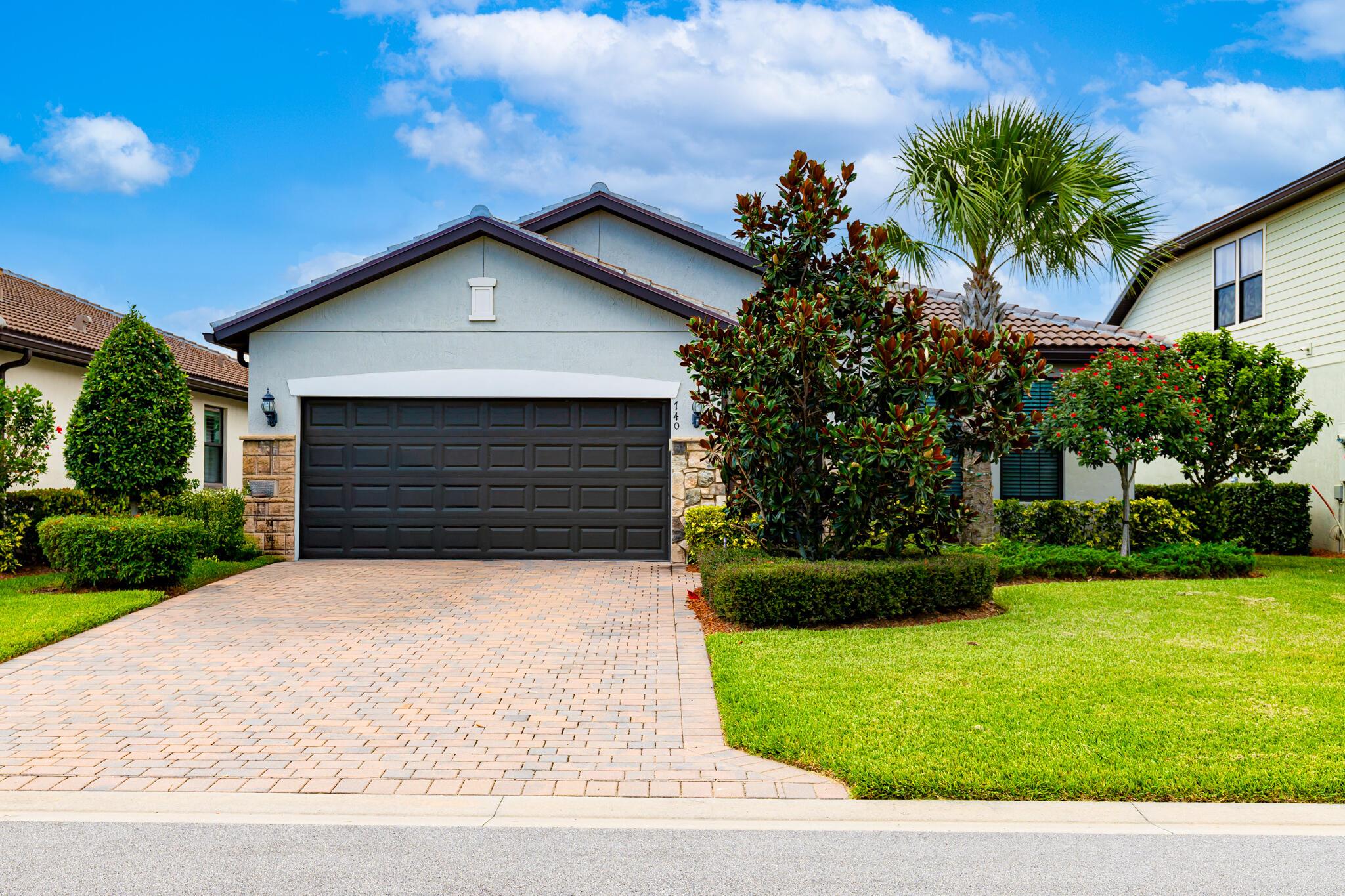 VERANDA GARDENS - Residential Lease