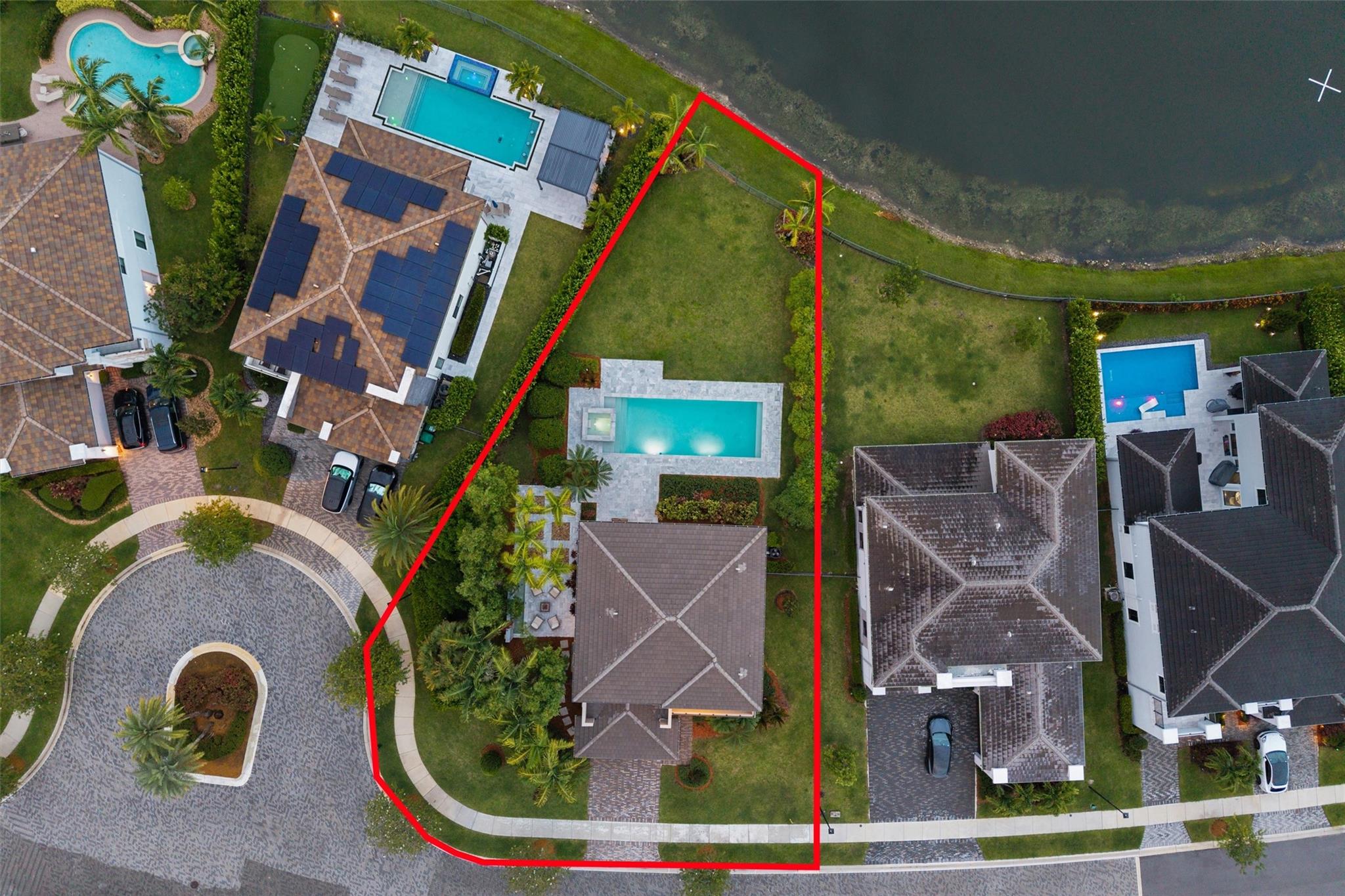 10593 N Lago Vista Cir