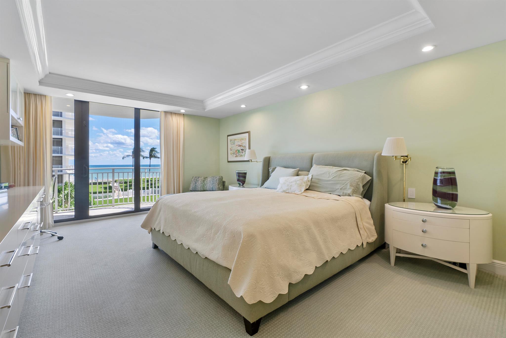 2580 S Ocean Boulevard 1c3, Palm Beach, FL, 33480/$3,699,000 3 2580 S Ocean Boulevard 1c3
