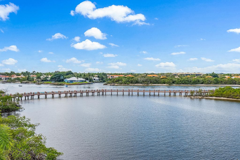 Photo of 600 S Us Highway 1 #409, Jupiter, FL 33477 (MLS # R10867706)