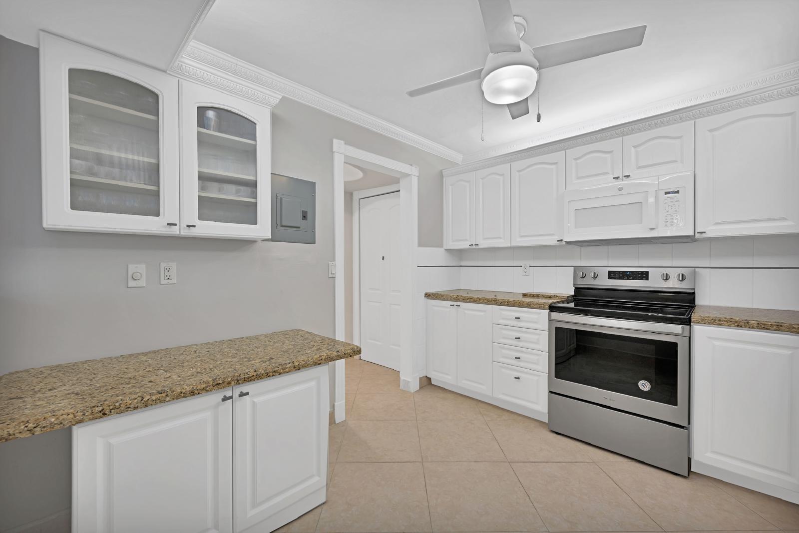 Quadomain CATANIA CONDO - Residential