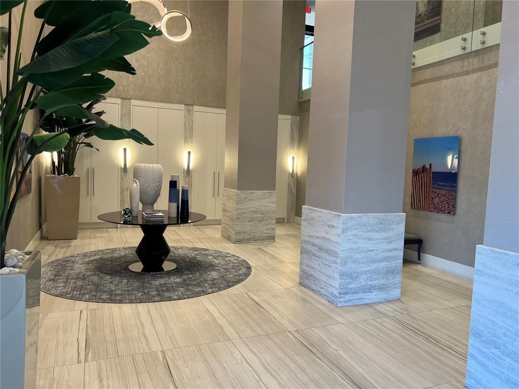 Quadomain CATANIA CONDO - Residential