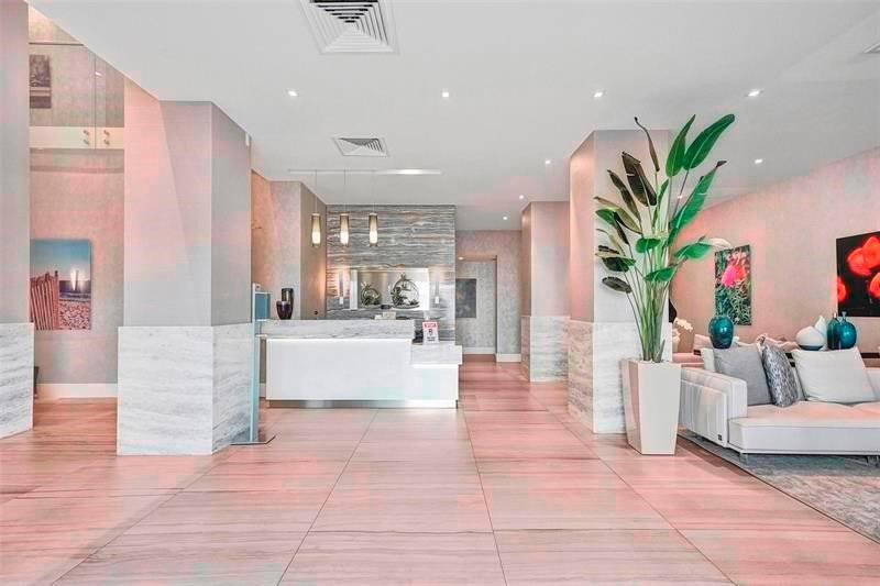 Quadomain CATANIA CONDO - Residential