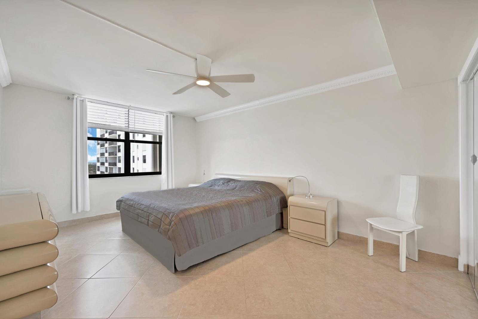 Quadomain CATANIA CONDO - Residential