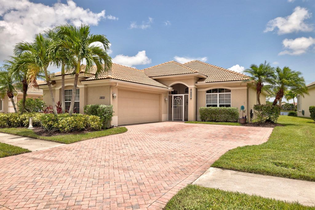 Photo of 1801 NW Old Oak Terrace, Jensen Beach, FL 34957 (MLS # R10909592)