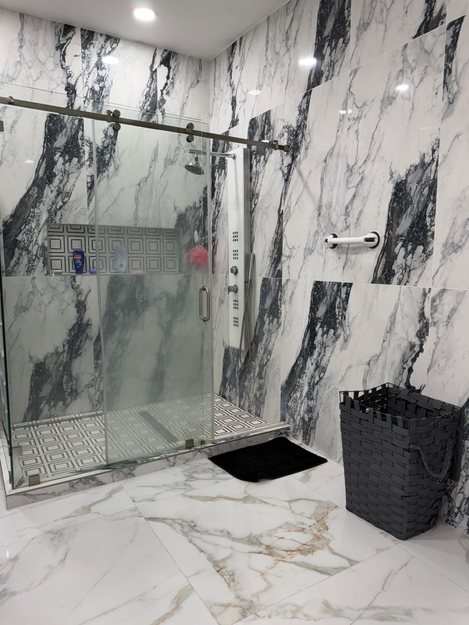 LA BELLE RANCHETTES S/D UNREC - Residential