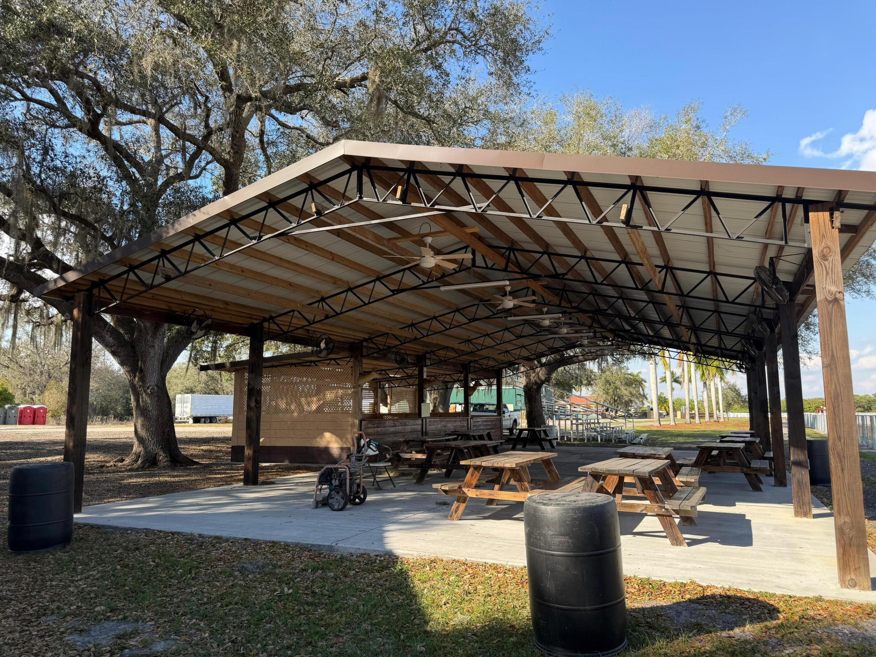 LA BELLE RANCHETTES S/D UNREC - Residential