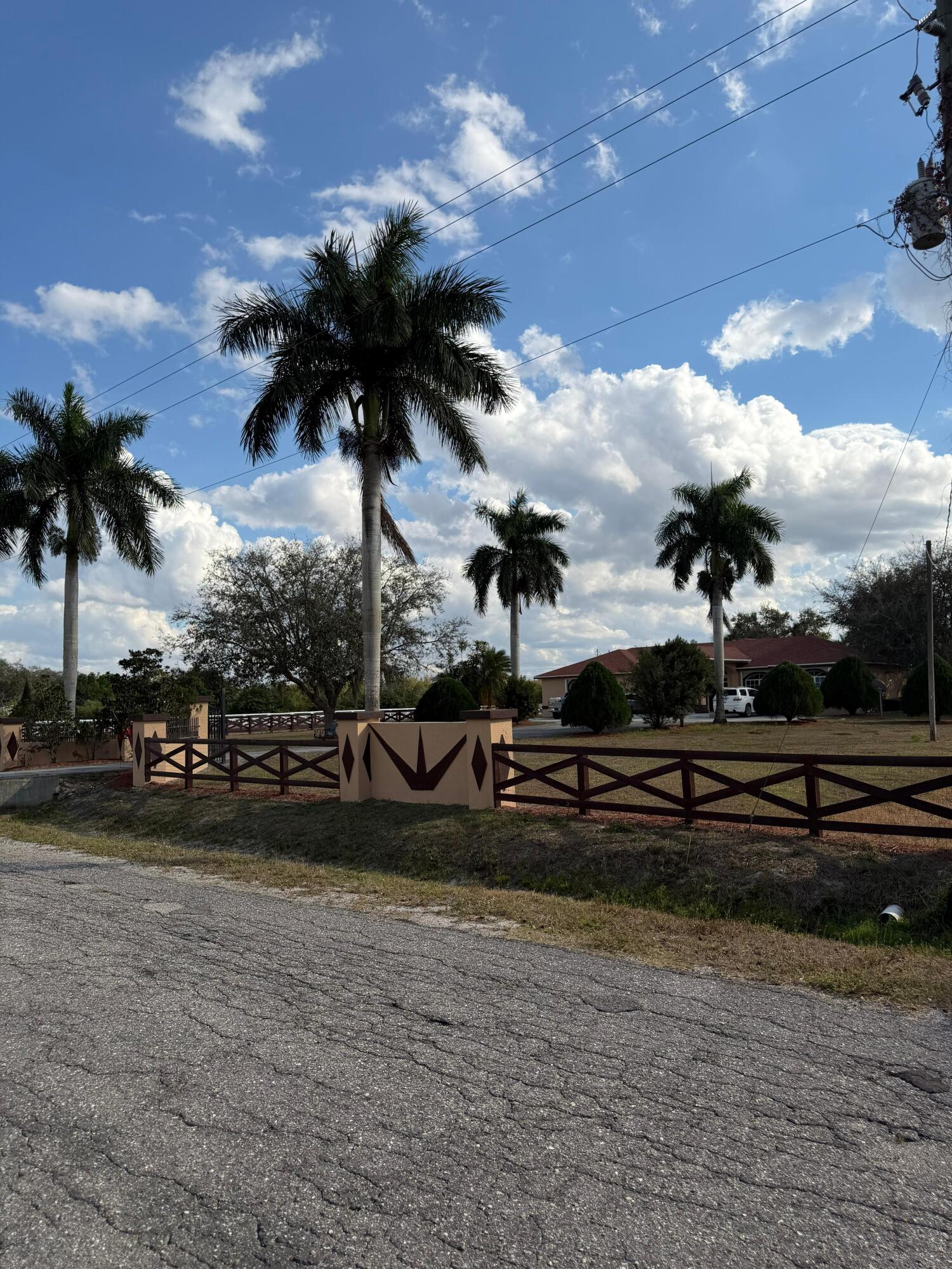 LA BELLE RANCHETTES S/D UNREC - Residential