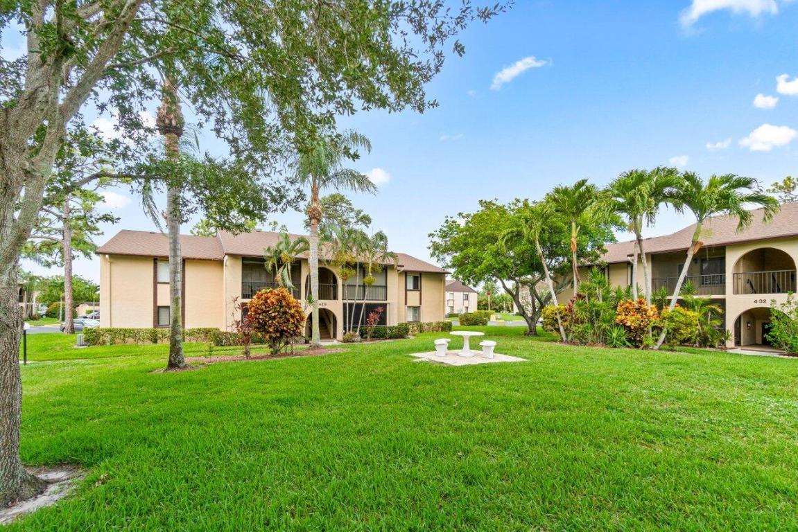 PINE RIDGE SOUTH IV CONDO - Residential Lease