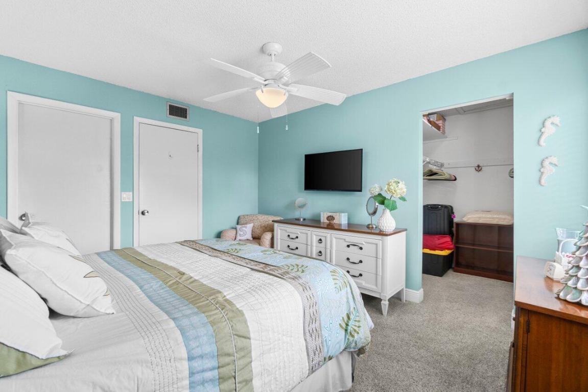 PINE RIDGE SOUTH IV CONDO - Residential Lease