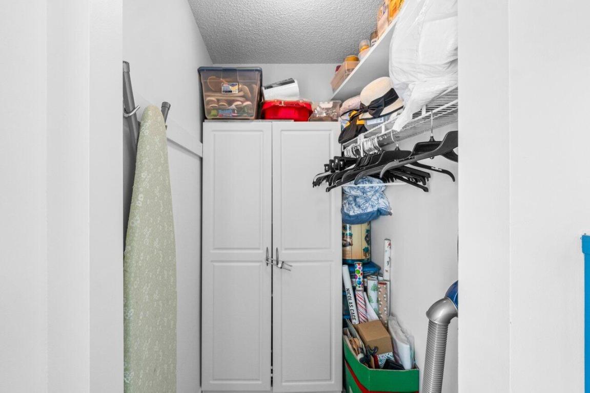 PINE RIDGE SOUTH IV CONDO - Residential Lease