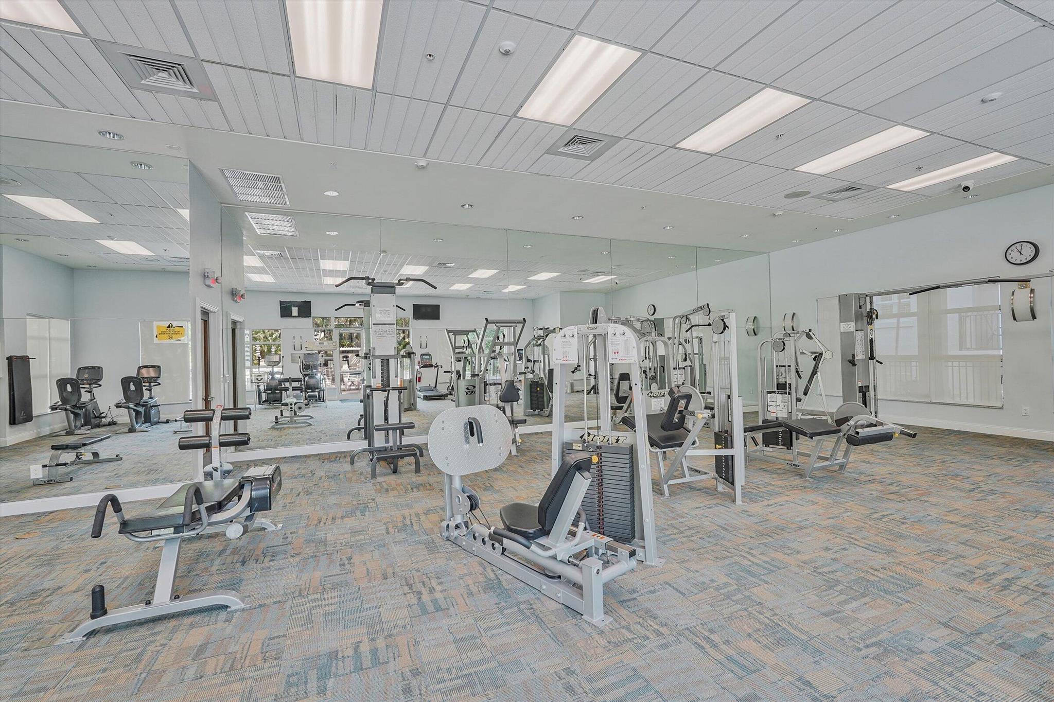 PRADO CONDO - Residential