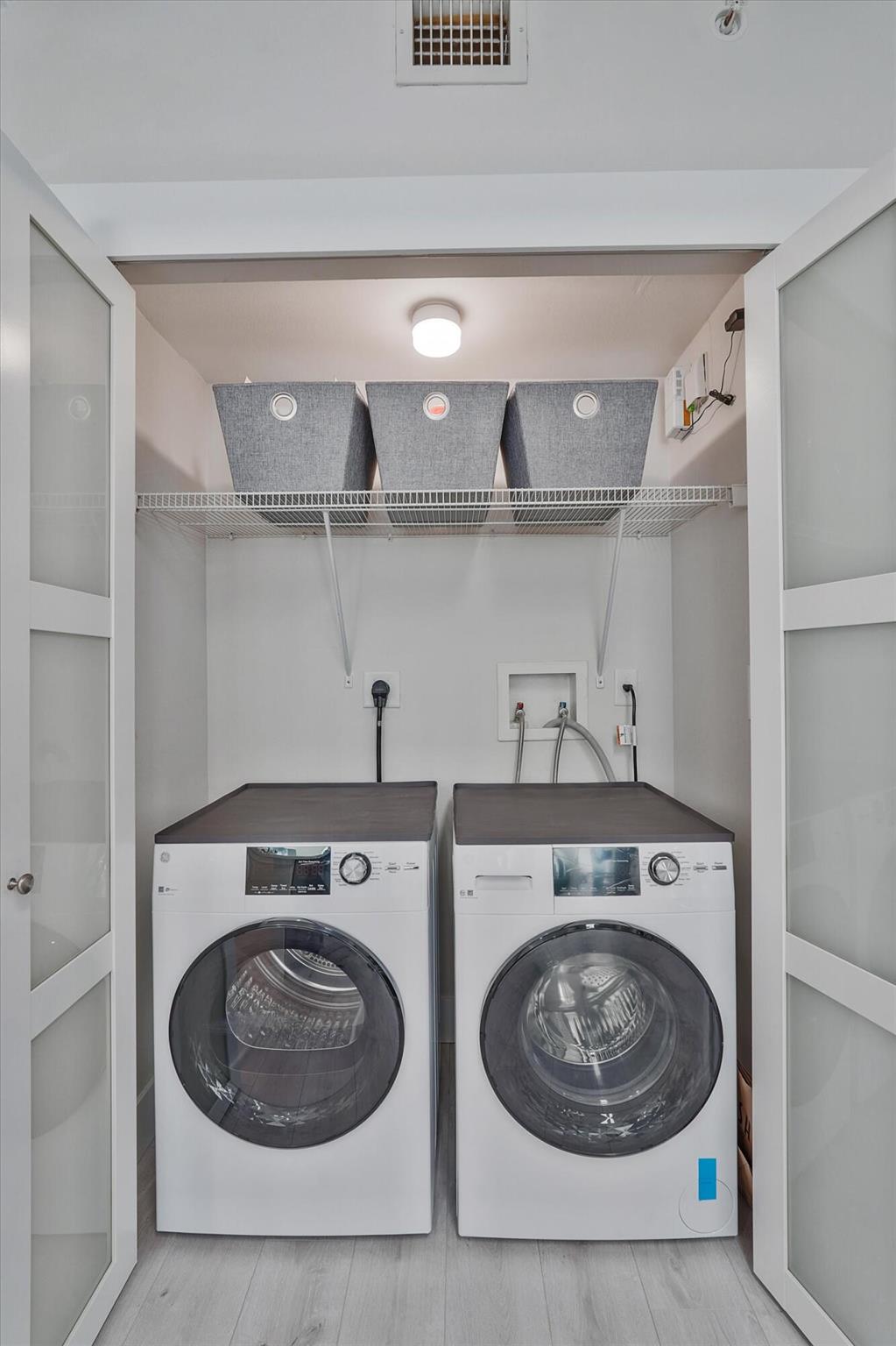 PRADO CONDO - Residential