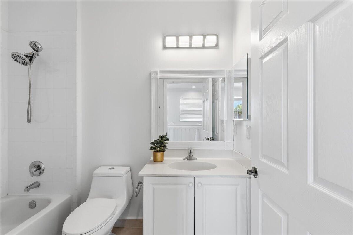 VILLAGES OF WINDSOR 3 - Residential