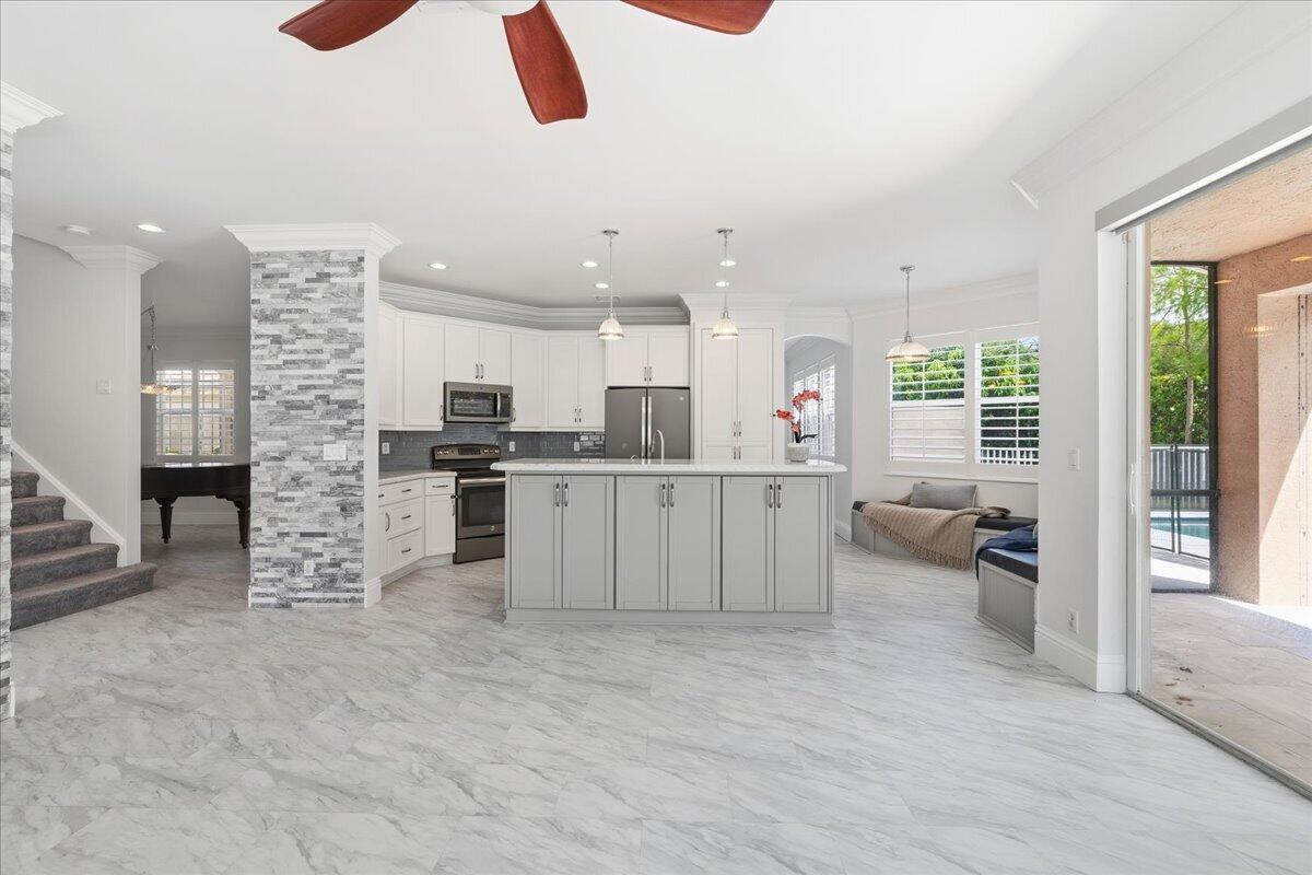 VILLAGES OF WINDSOR 3 - Residential