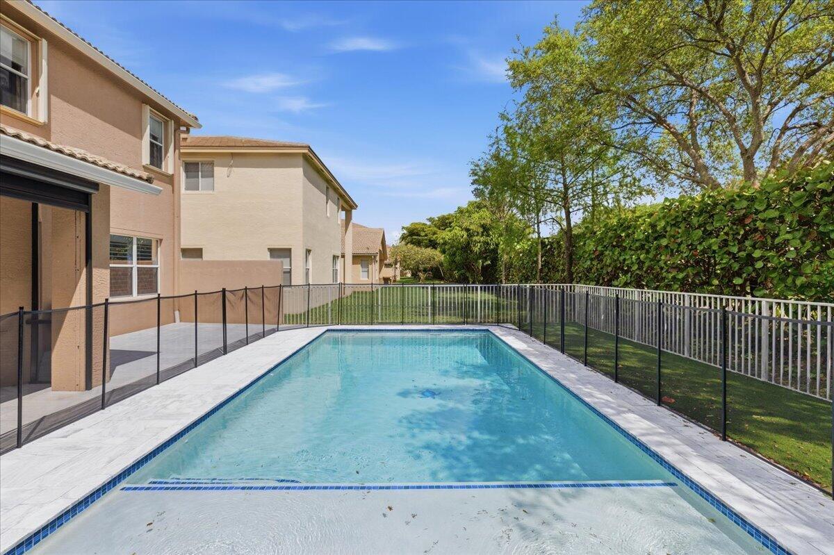 VILLAGES OF WINDSOR 3 - Residential