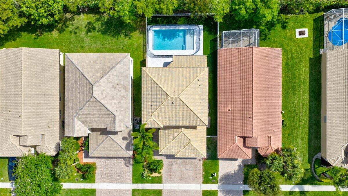 VILLAGES OF WINDSOR 3 - Residential