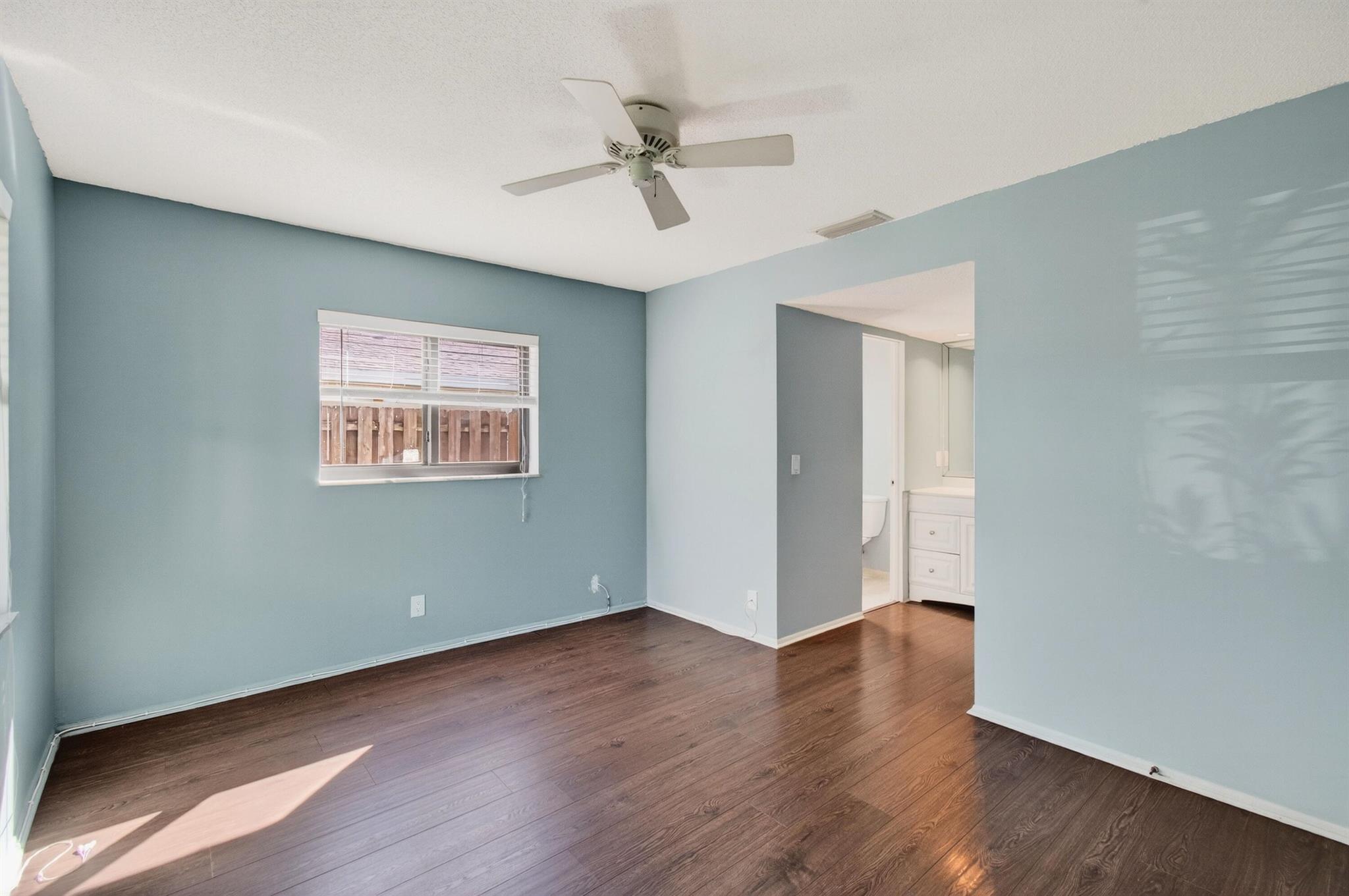 TROPIC PALMS 1 - Residential