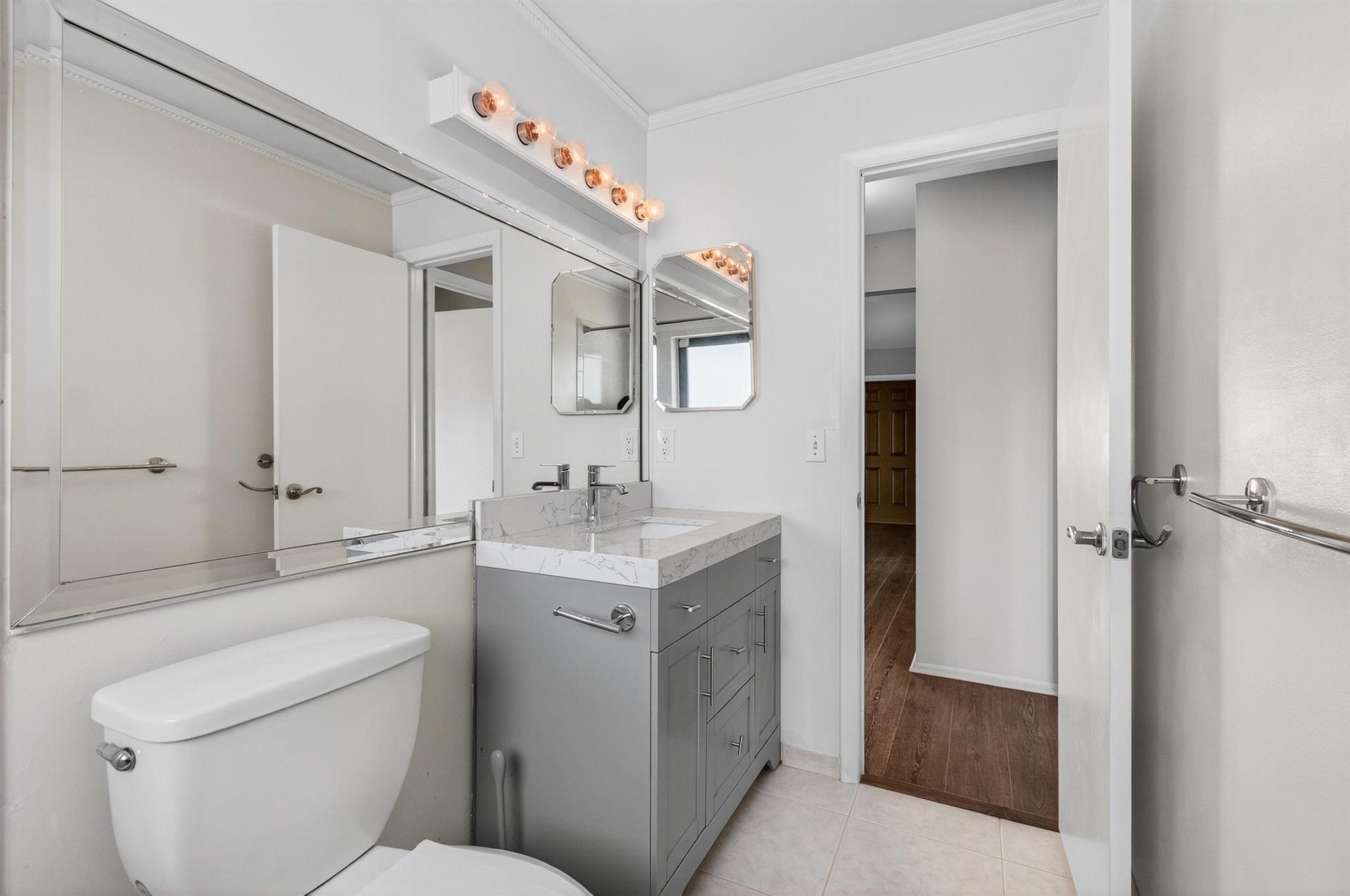 TROPIC PALMS 1 - Residential