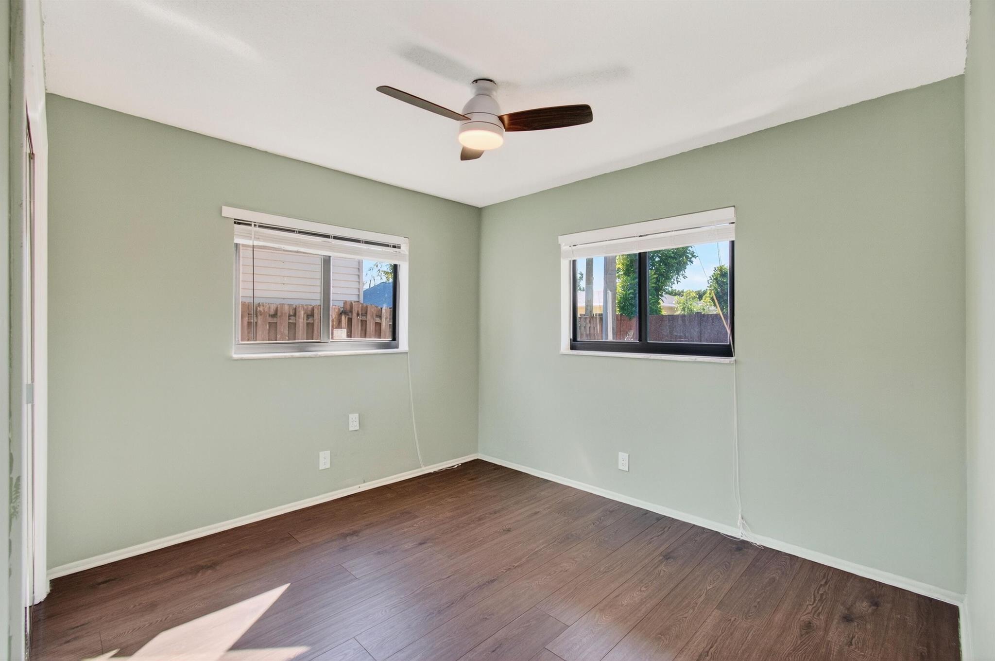 TROPIC PALMS 1 - Residential