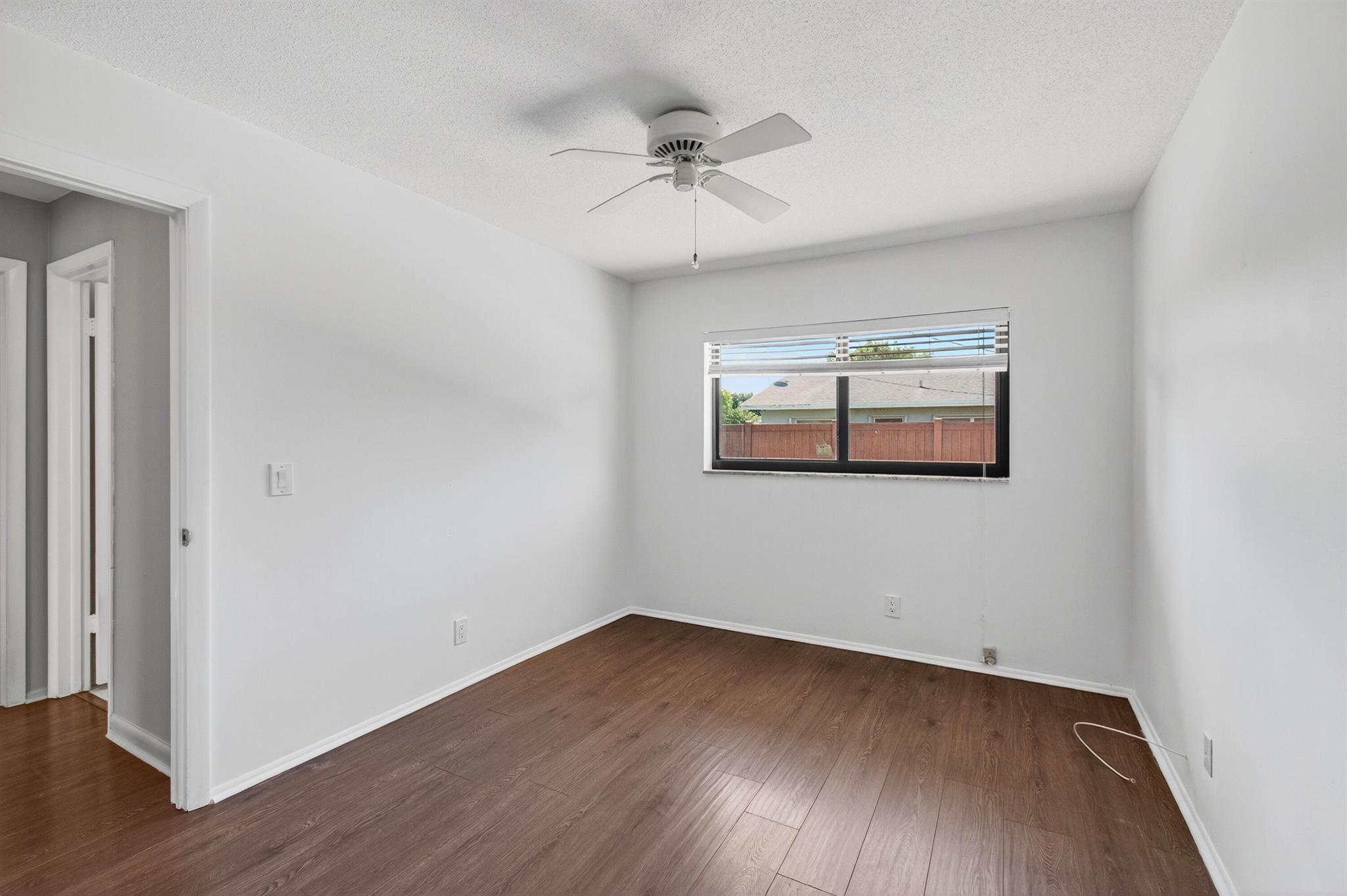 TROPIC PALMS 1 - Residential